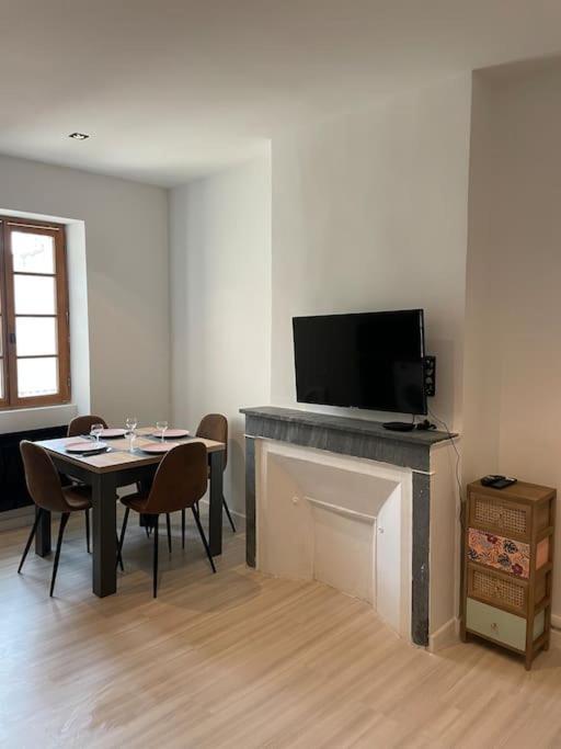 Entre La Gare St Charles Et Vieux Port Apartment